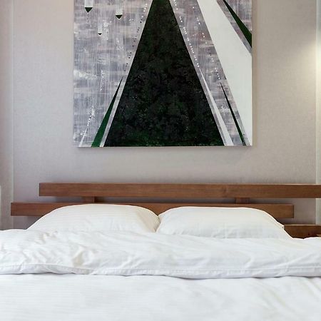 Leogrand Loft Apartments On Lychakivska 4 リヴィウ エクステリア 写真
