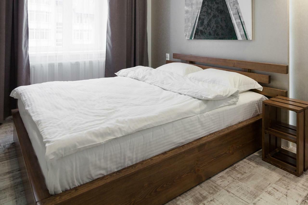 Leogrand Loft Apartments On Lychakivska 4 リヴィウ エクステリア 写真