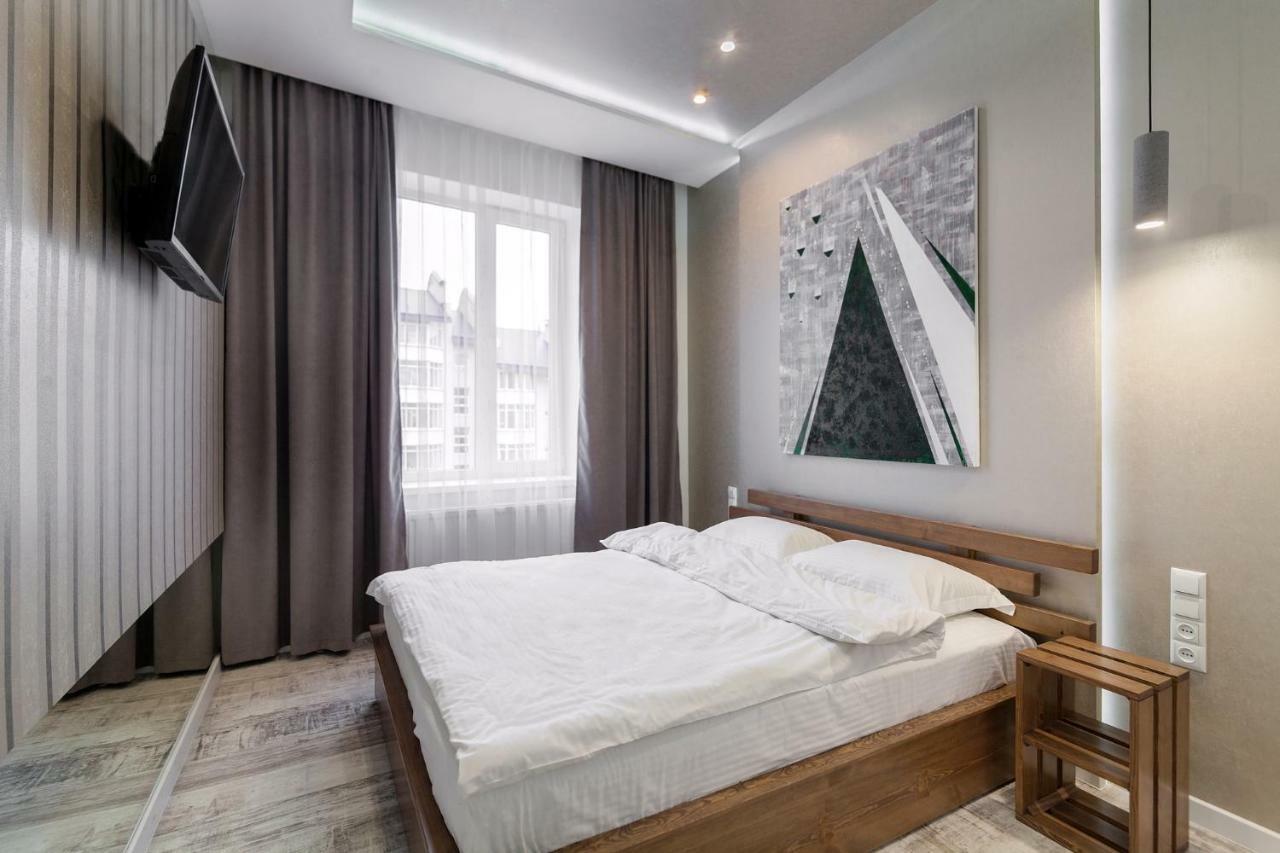 Leogrand Loft Apartments On Lychakivska 4 リヴィウ エクステリア 写真